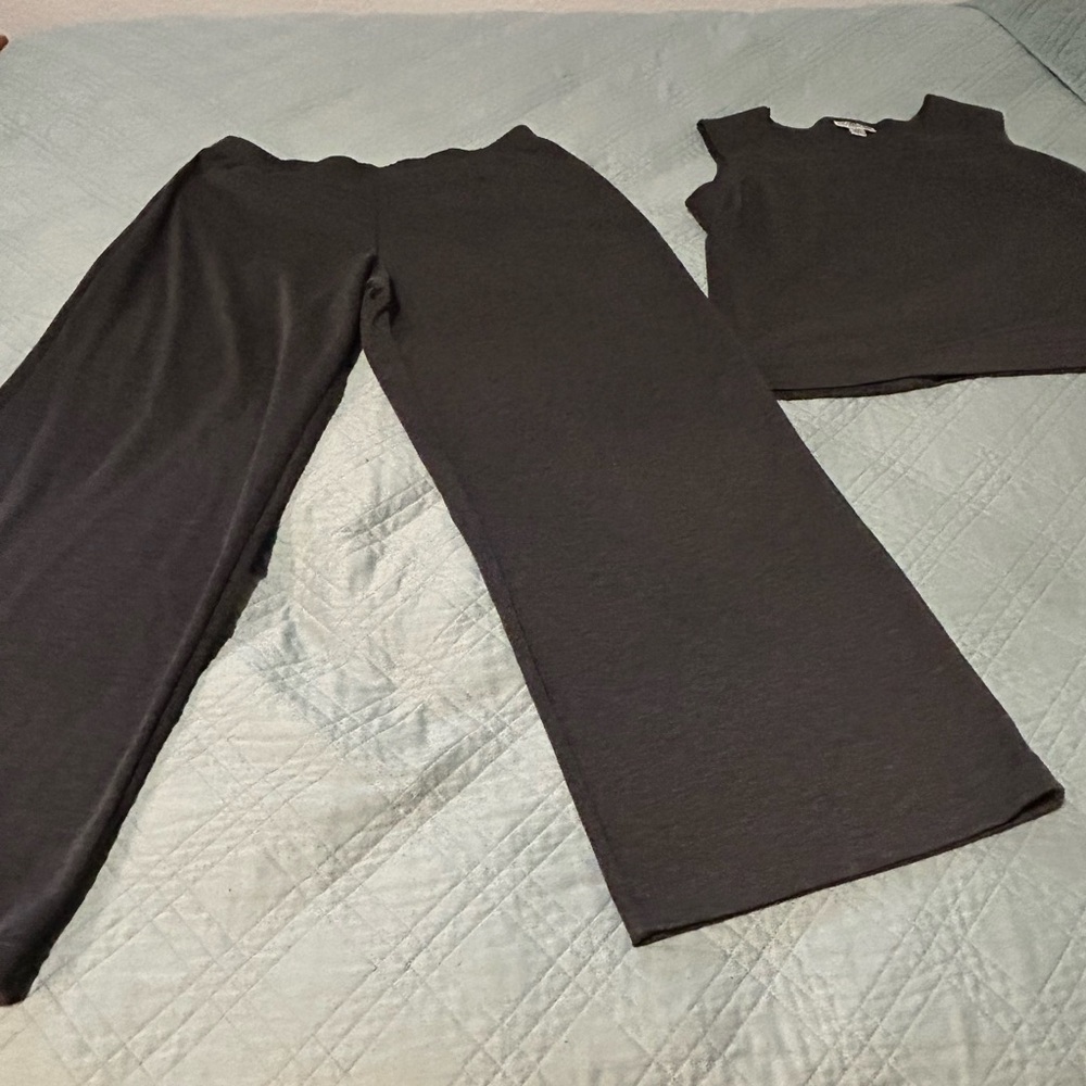 Black Sleeveless Top and Wide-Leg Pants Set